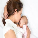 How Many Ounces of Breastmilk Should a Newborn Eat?